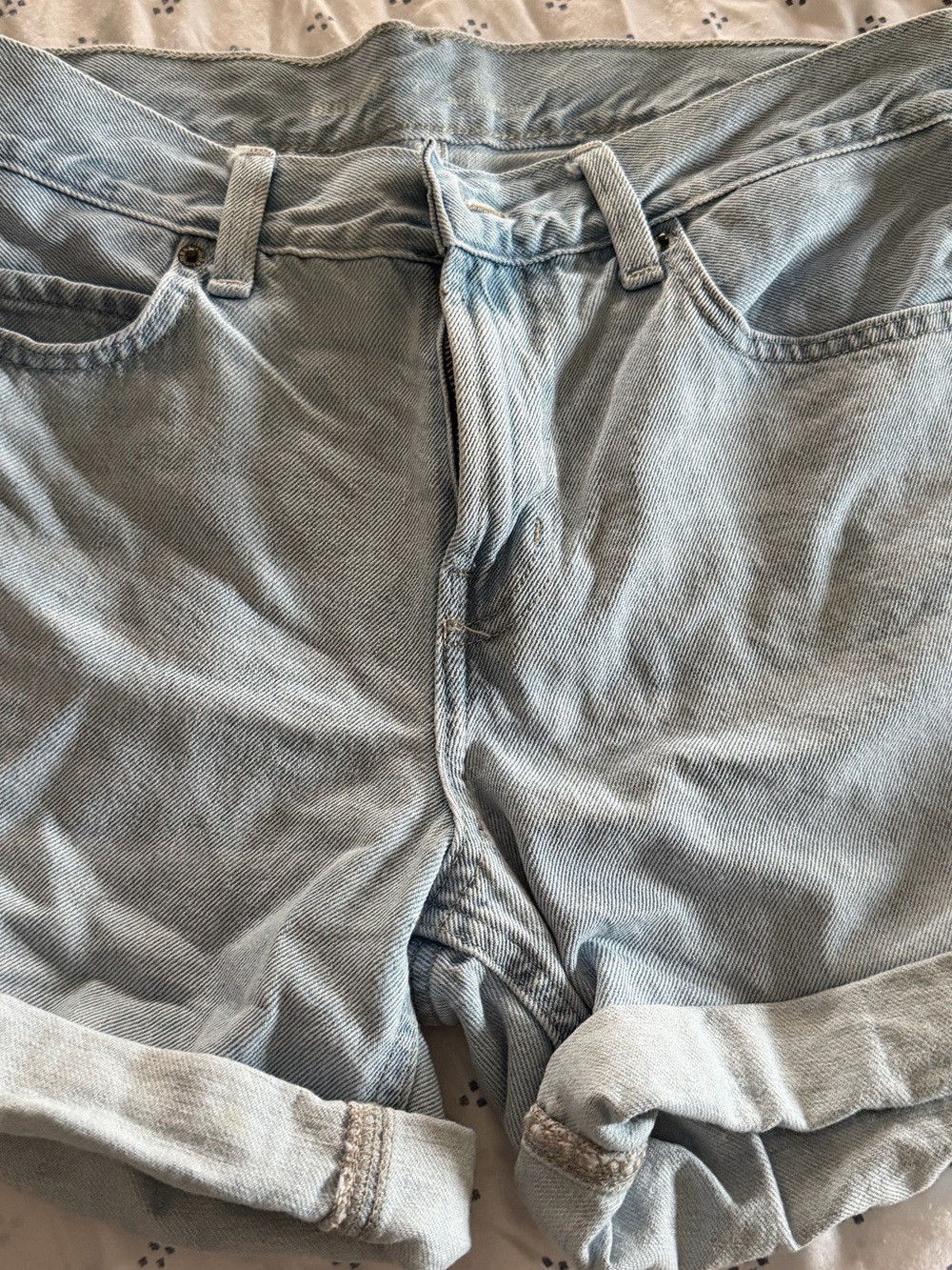 Old Navy slouchy straight shorts